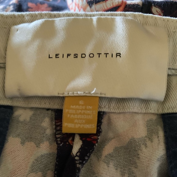 Leifsdottir by Anthropologie Maypol Floral and Bird Bermuda Shorts - Picture 10 of 12